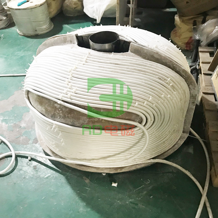 不銹鋼反應釜電磁加熱器